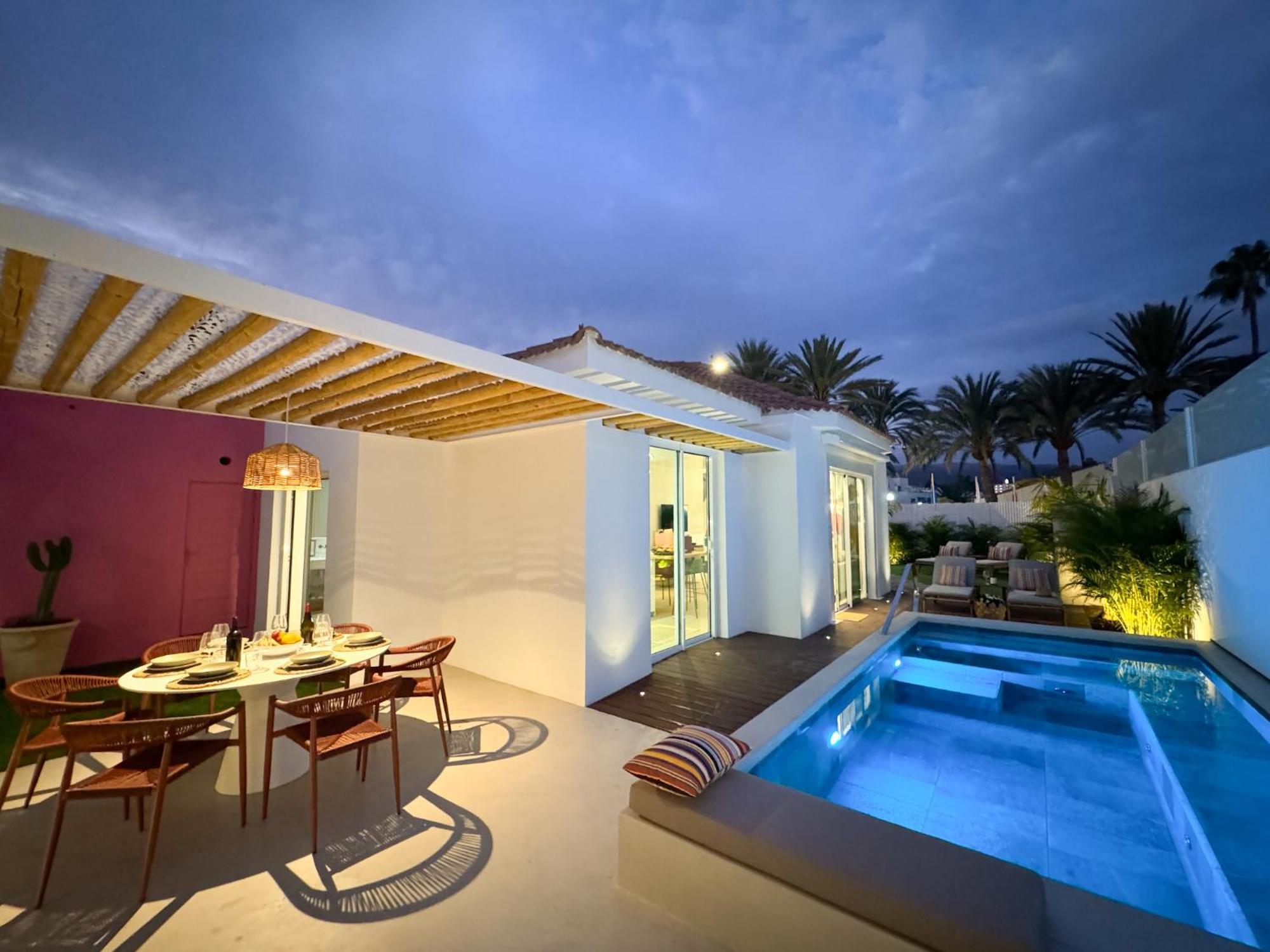 Miami Queens Villa With Private Pool By Tenpropertiesgc San Bartolomé Ngoại thất bức ảnh